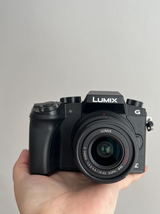Panasonic Lumix DMC-G7K