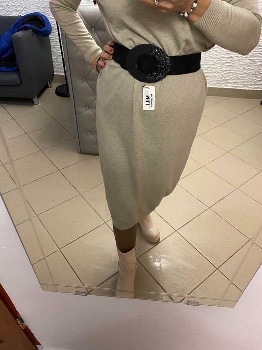 odzież po likwidacji do odsprzedaży