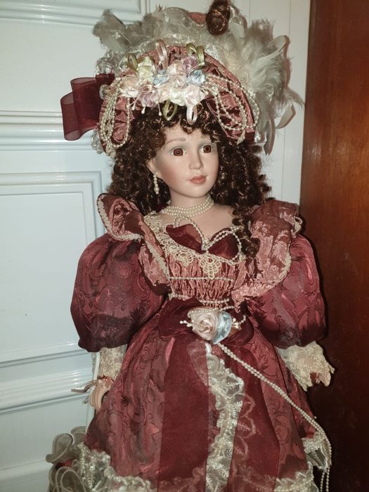 Boneca de porcelana