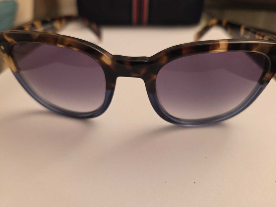 Óculos de Sol Tommy Hilfiger