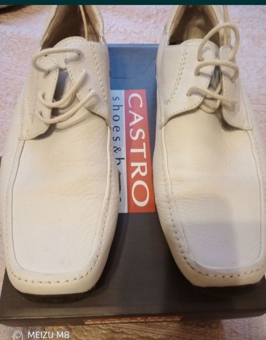 Стильні шкіряні черевики 41.