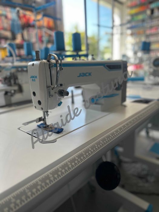 Máquina de costura industrial nova Jack