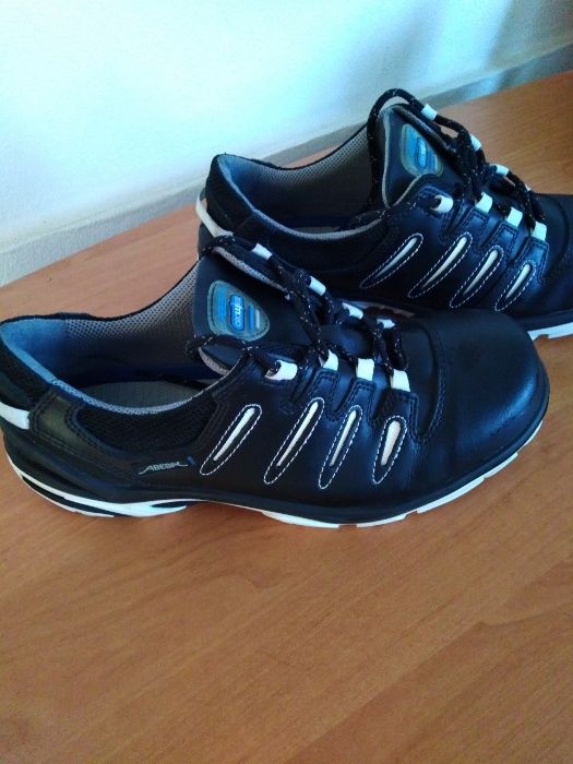 Немецкие кожаные БОТИНКИ КРОССОВКИ качество ОбменНа смартфон велосипед