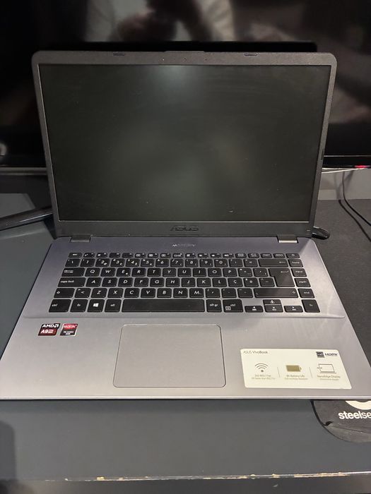 Asus vivo book AMD A9 R5 M420 2GB