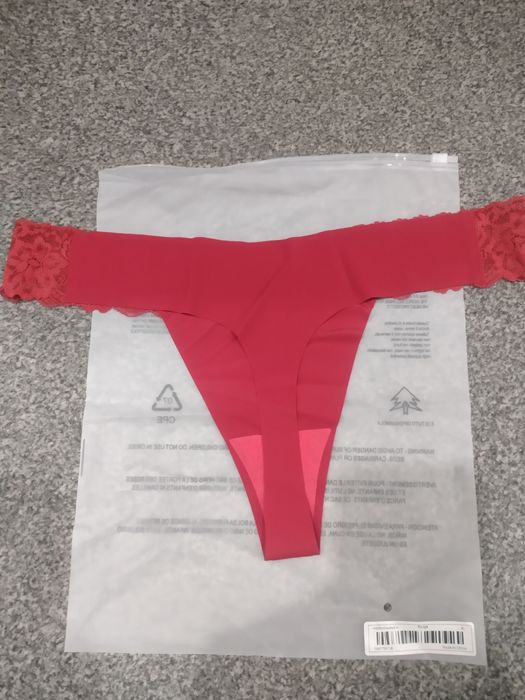 NOWE Bordowe stringi laserowo cięte XL