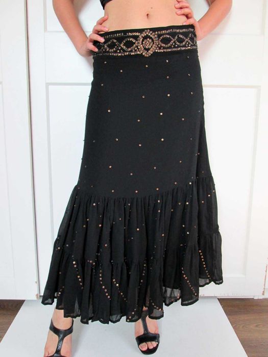 Cream długa czarna rozkloszowana spódnica spódniczka złote cekiny 38 M
