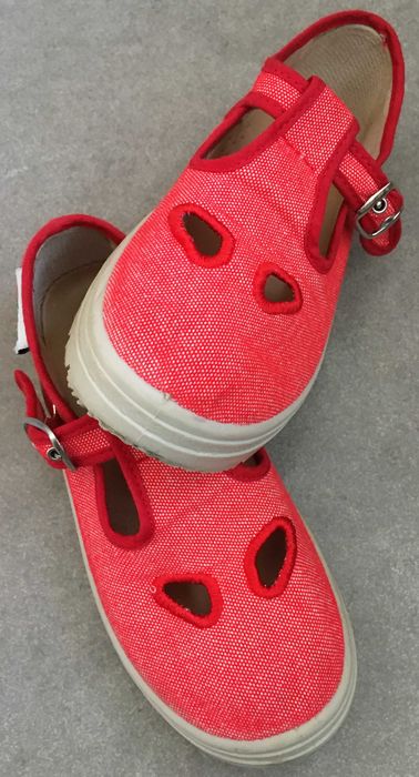 Baleriny Valleverde R.28 świetne włoskie półbuty, adidasy, sandały