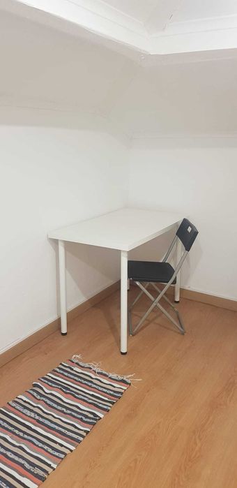 Alugo quarto no centro de Torres Vedras