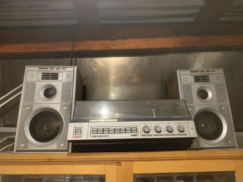 Продам колонки Вега 25 ас 101 та програвач Вега 109