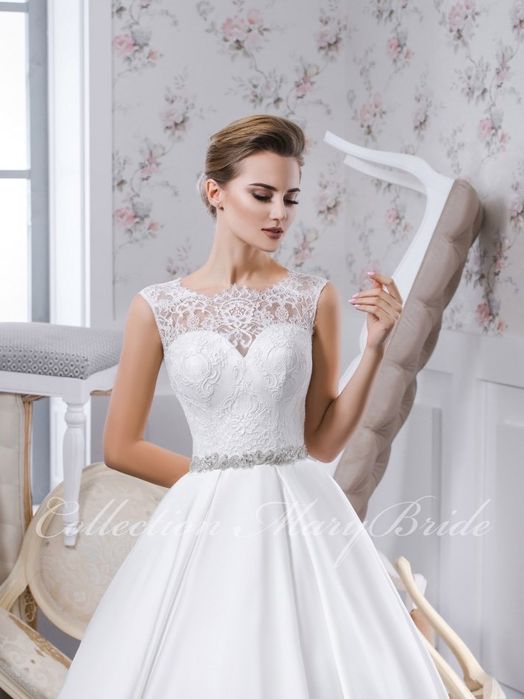 Продам свадебное платье 2018 года