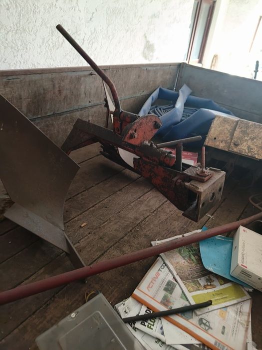 Motocultivador Nibbi , reboque com tracção