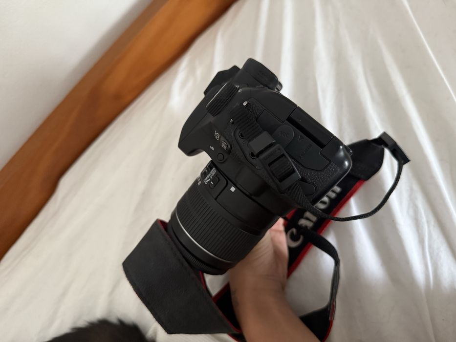 Canon EOS 80D + 2 lentes + mala + cartão + tripé