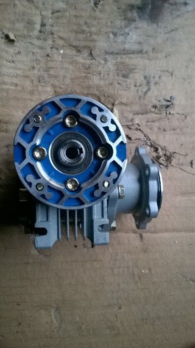 Reduktor 40/1 nowy