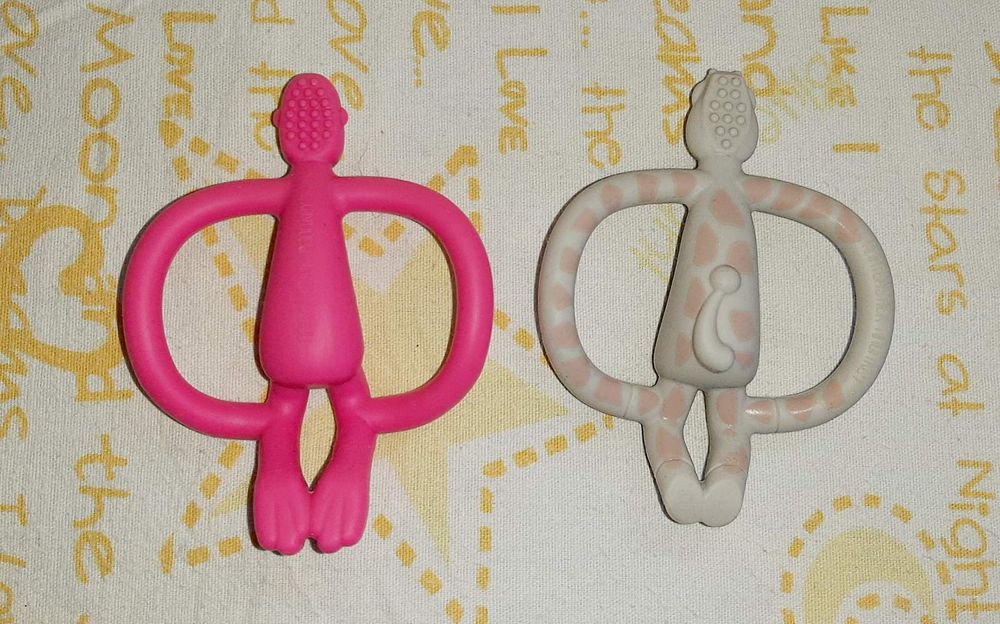 Игрушка прорезыватель Matchstick Monkey