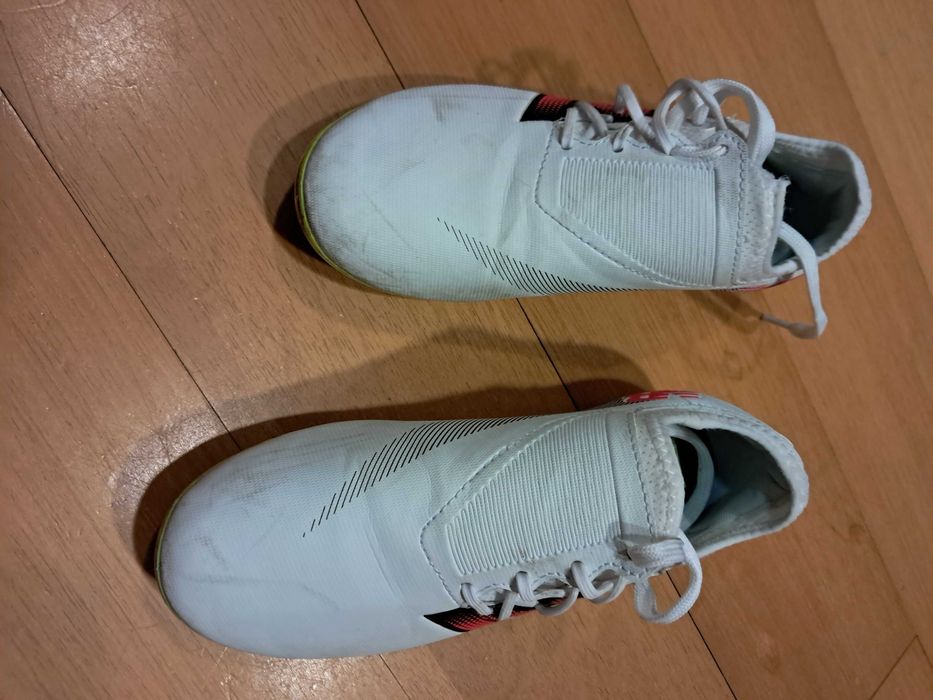 Chuteiras New Balance Furon Dispatch FG V7+ numero 35 e 1/2