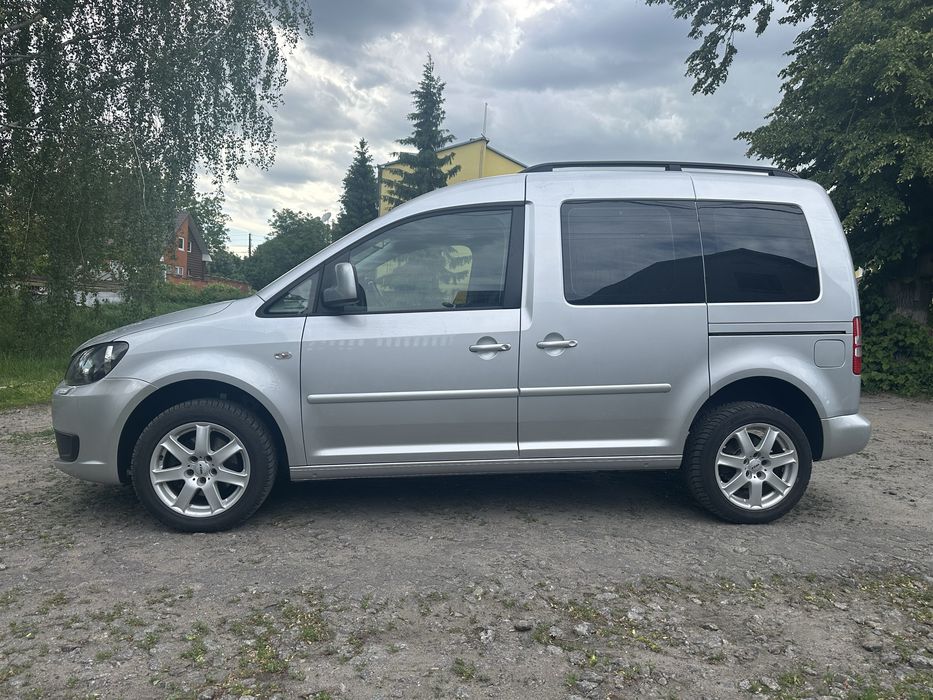 Volkswagen caddy 1.6 дизель 2014 рик