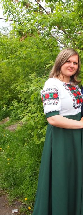 Продам вишите плаття