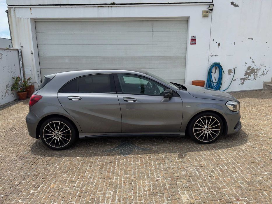 Mercedez Classe A 180d458972750289326082