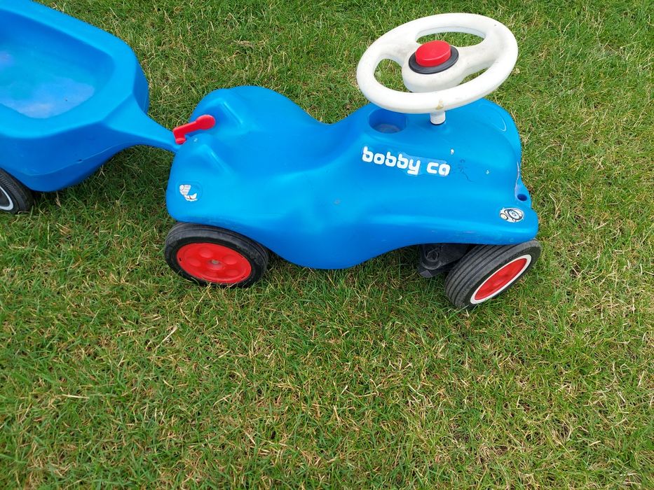 Samochodzik z przyczepką Bobby car