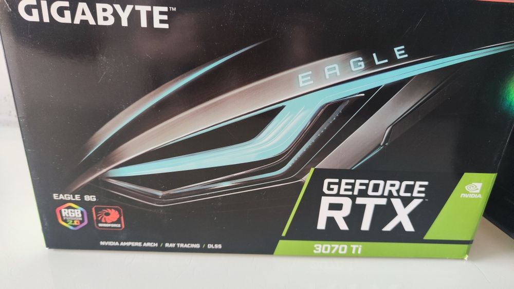 i5 10500 ram 16gb rtx 3070ti wifi Bluetooth ssd 600w