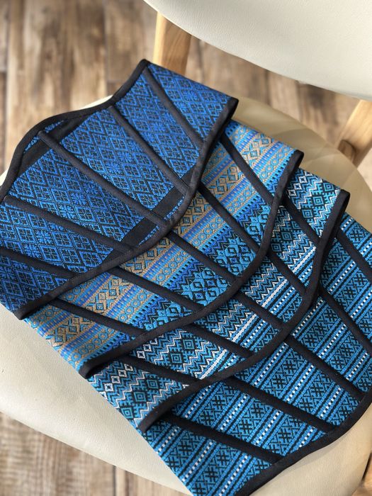 Український корсет вишиванка