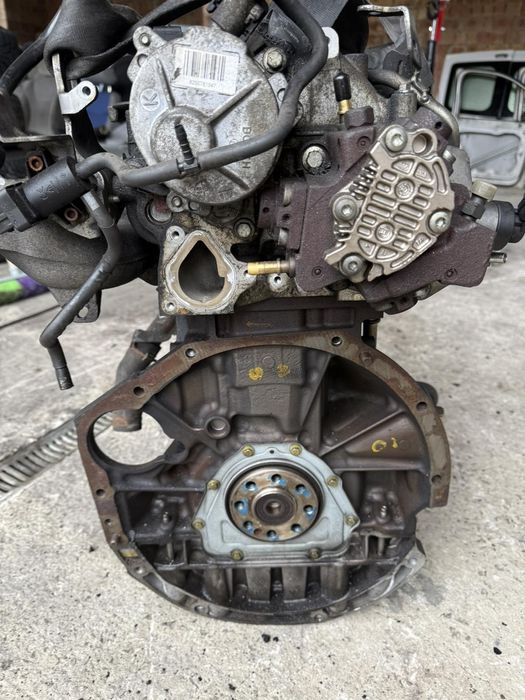 Двигун мотор двигатель рено трафік опель віваро 2.0мот. 2010рік