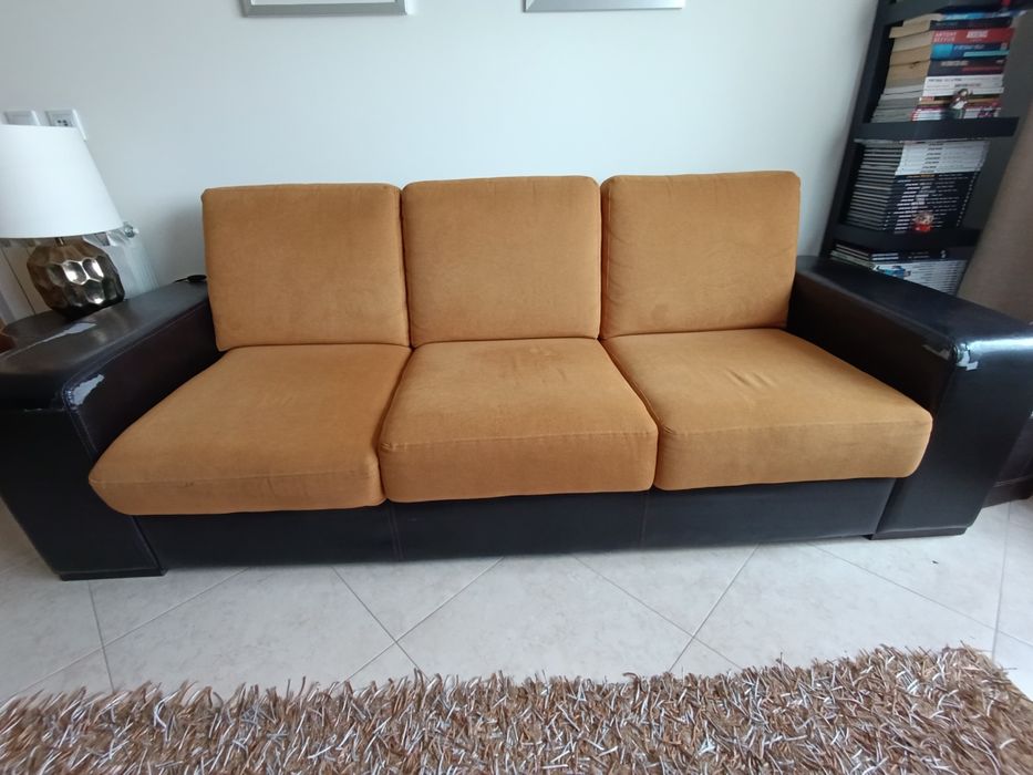 Sofá 3 lugares (almofadas)