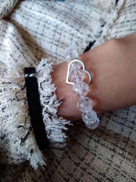 Bransoletka z Kryształu lodowego 10mm z zawieszką srebrną-sercem