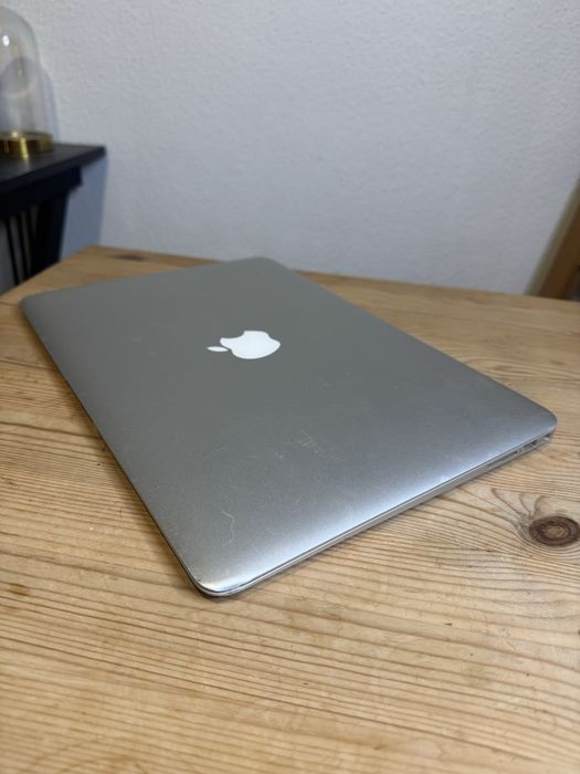 Macbook Air 13" 2015 | 8GB | 512GB | 192 ciclos