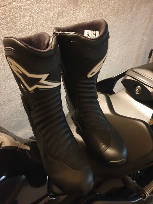 Luvas e botas alpinestars