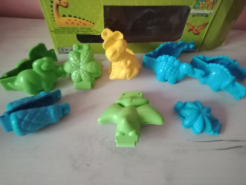 Foremki dinozaury do ciastoliny
