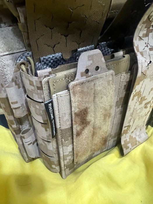 AOR1 AVS Creed original size large