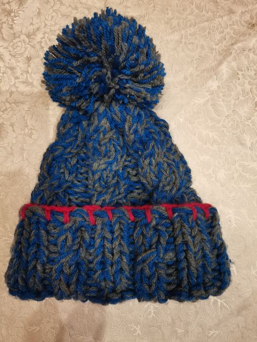 Ciepła czapka damska z pomponem handmade, zima