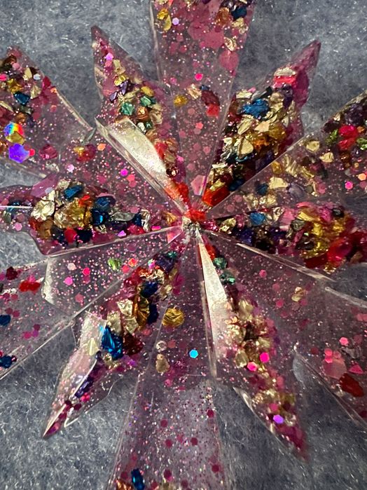 Набор ялинкових іграшок ручної роботи з епоксідної смоли