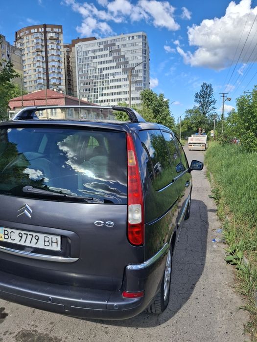 Сітроен С8 2010 року