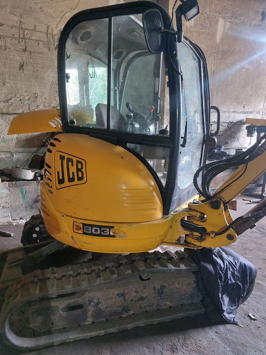 Продам мініекскаватор JCB 8030