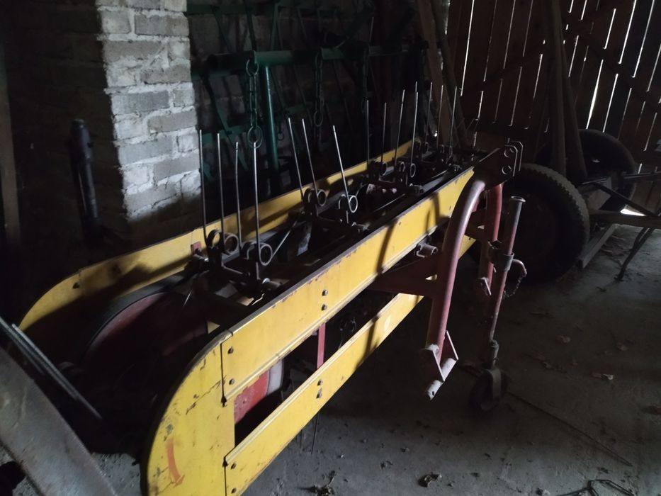 zagrabiarka taśmowa, kultywator