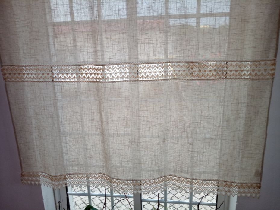 Cortinados ( dois iguais)