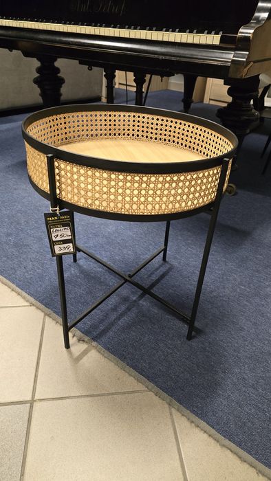 Stolik czarny z rattanem fi50