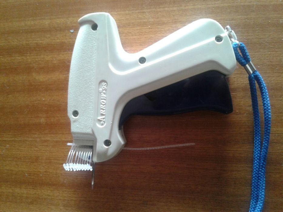 Pistola de etiquetar sem agulha + pinos