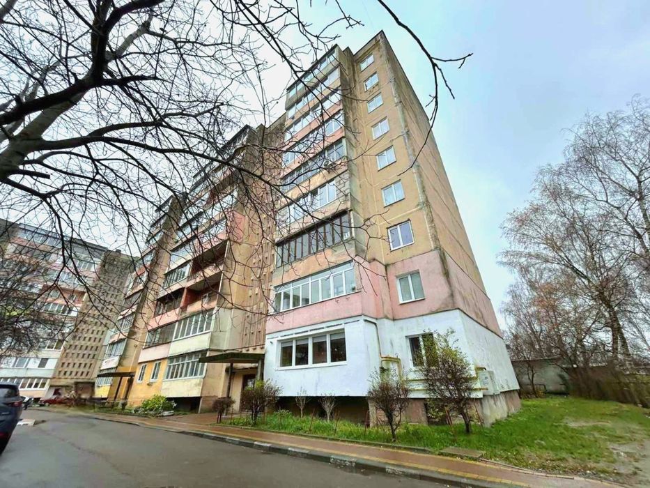 Продаж м.Стрий 3-кім. квартира вул. Грабовецька