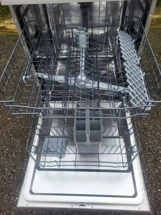 Máquinas de lavar loiça em INOX SEMI-NOVA com entrega