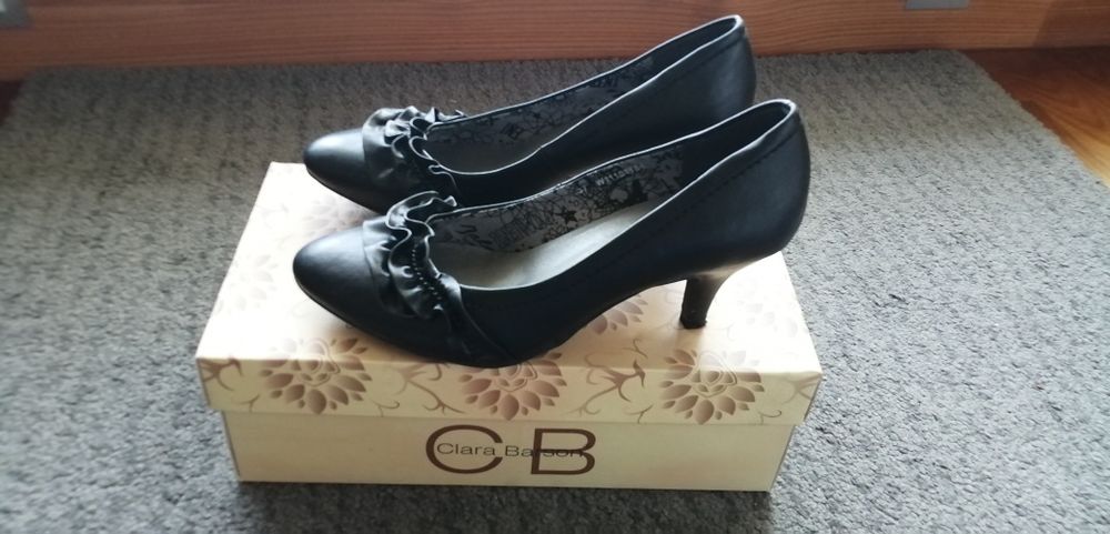 Czółenka r. 37 czarne wys obcasa 6 cm wkl 24cm