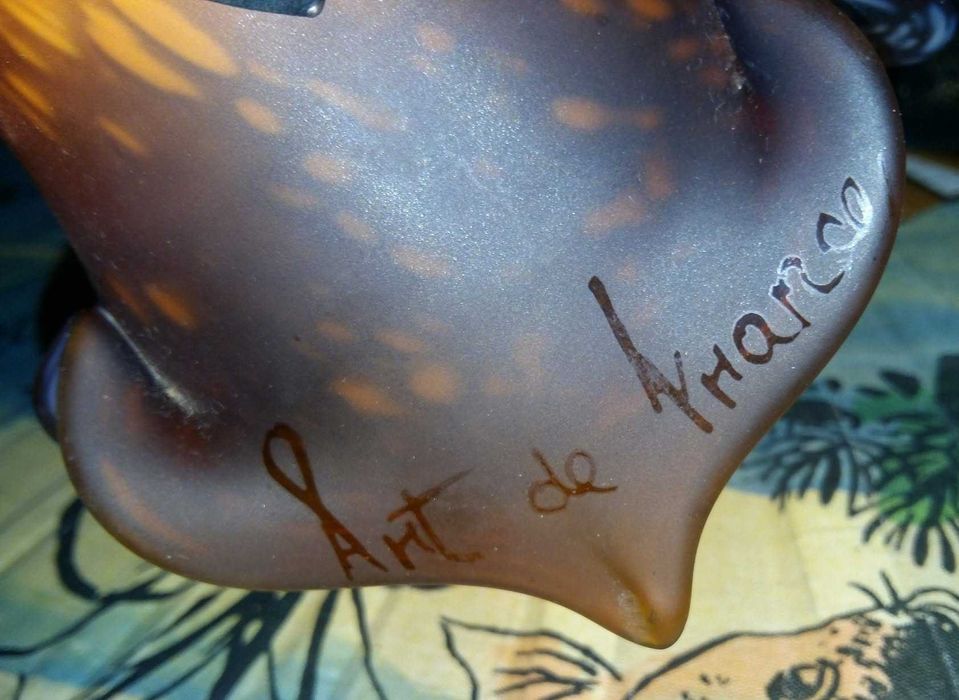 Bonito Candieiro Tulipa Arte de France, Armação esculpida em Ferro