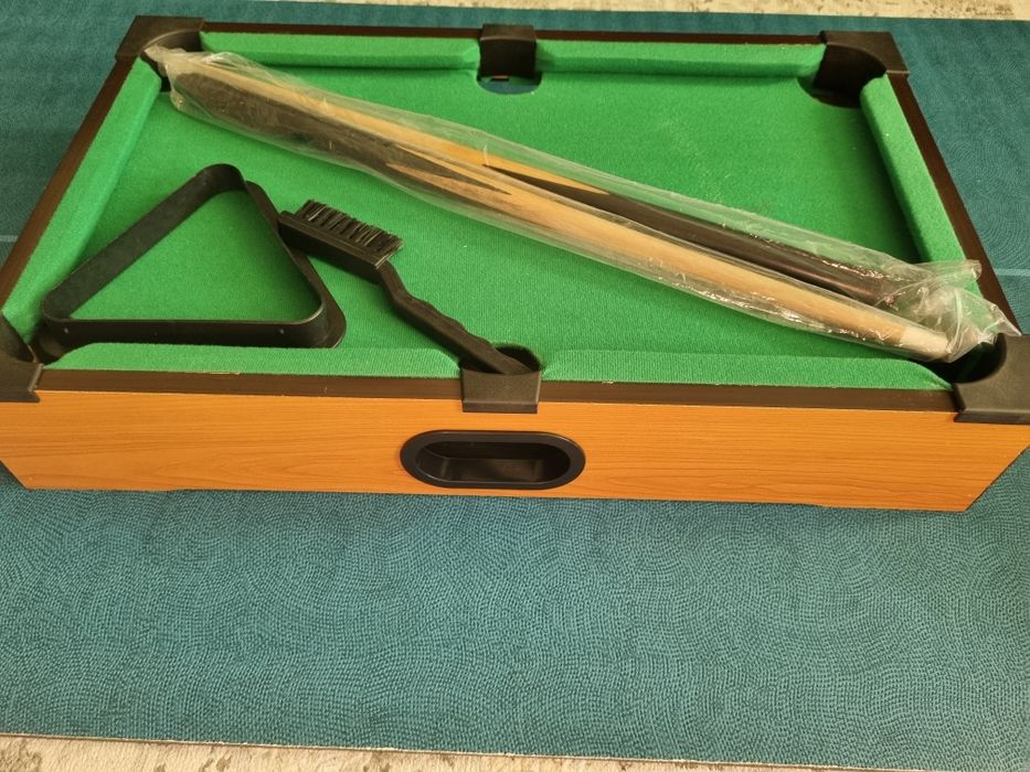 Table Billiards Game511601177453537281