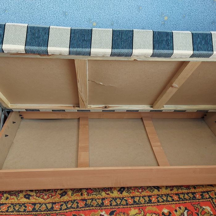 Продам ліжко з підйомним матрацем