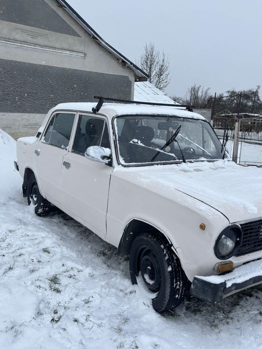 Жигуль білий 2101