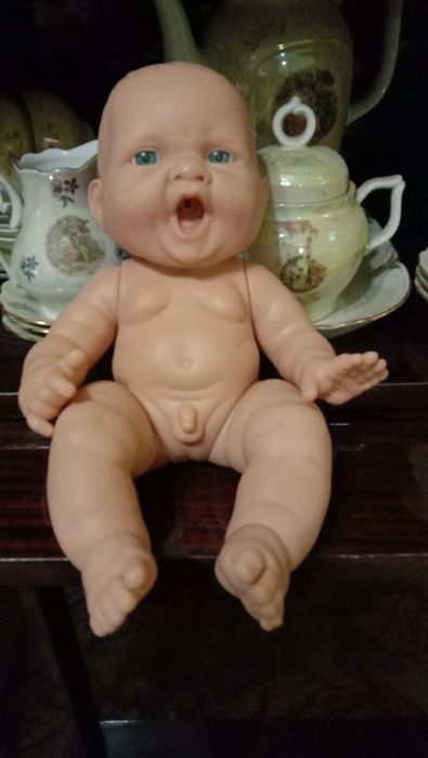 Продам играшку(пупс)