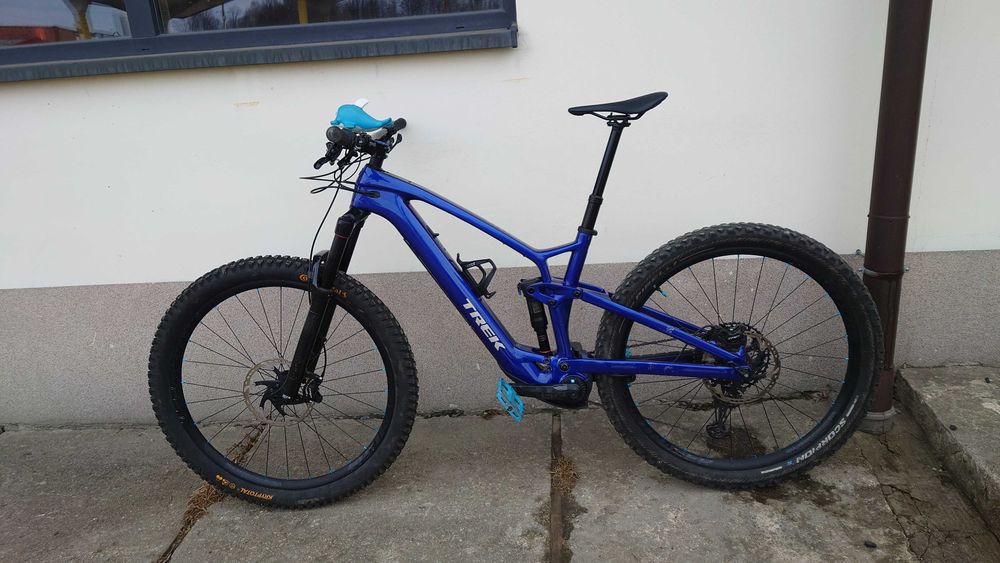Rower MTB elektryczny Trek Fuel EXe 9.5 carbon roz. L  Silnik TQ