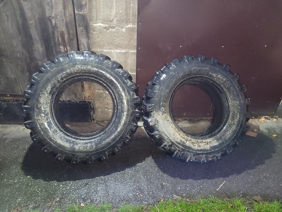 Opony do ładowarki r20